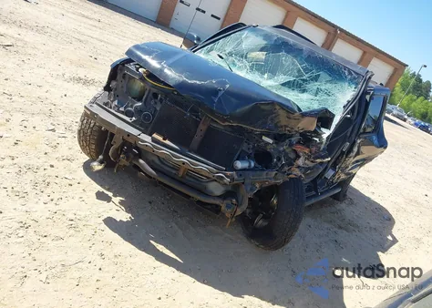 2003 Isuzu Rodeo S 3.2L V6 из США, поврежденный, VIN 4S2DM58W834308711